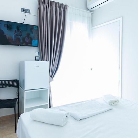 Silver Hotel Athens Double Room With Balcony Eksteriør billede