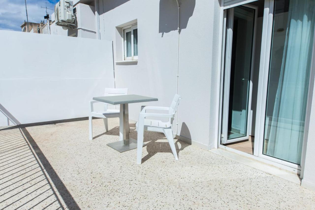 Silver Hotel Athens Double Room With Balcony Eksteriør billede