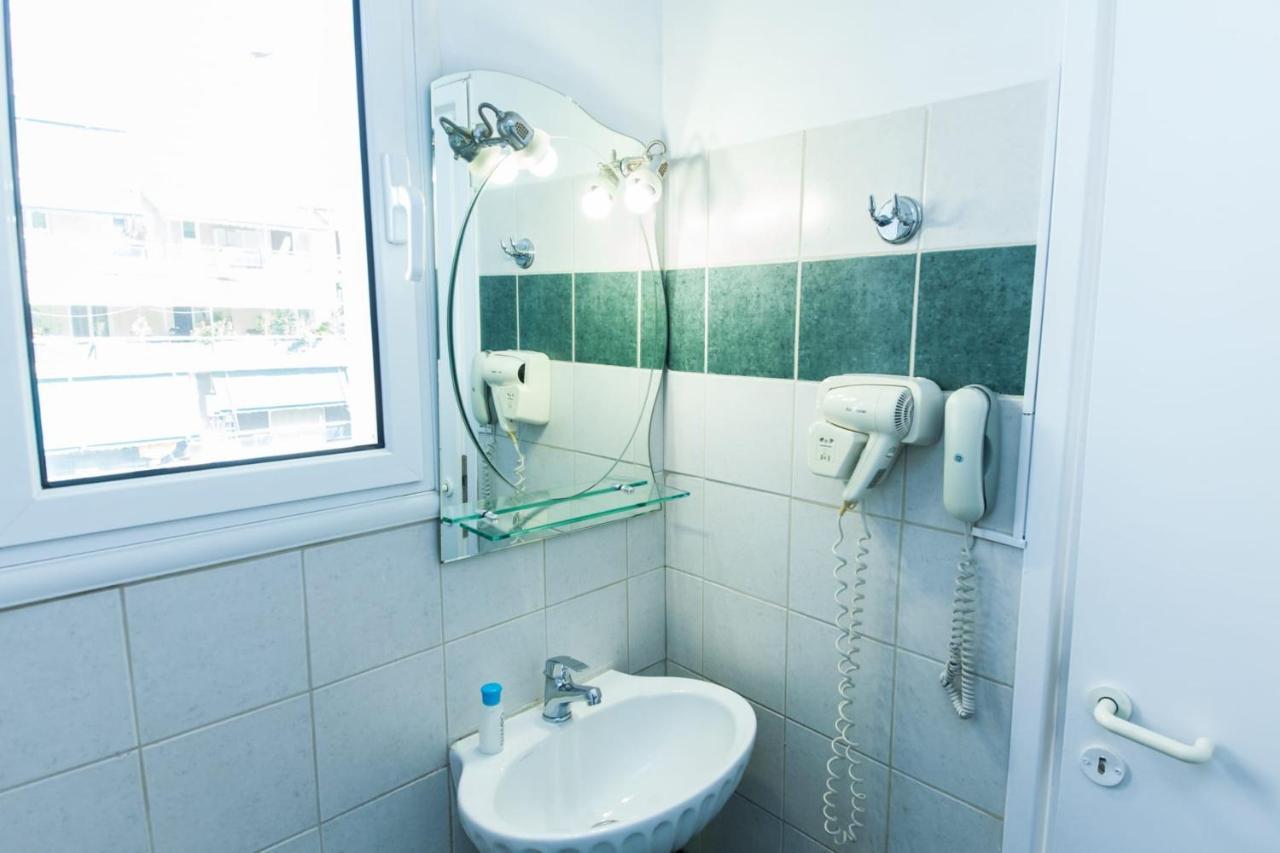 Silver Hotel Athens Double Room With Balcony Eksteriør billede